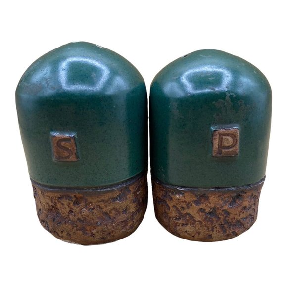Ann Marie Emond Pottery Other - Ann Marie Emond Pottery Range Style Salt & Pepper Green Brown Acorn Design